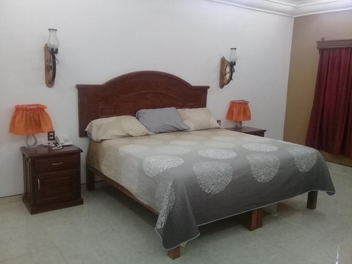 Hotel Hacienda Parroquia Ciudad Fernandez Eksteriør bilde